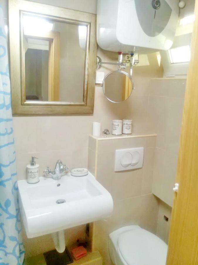 Apartment Rita Ston Ngoại thất bức ảnh